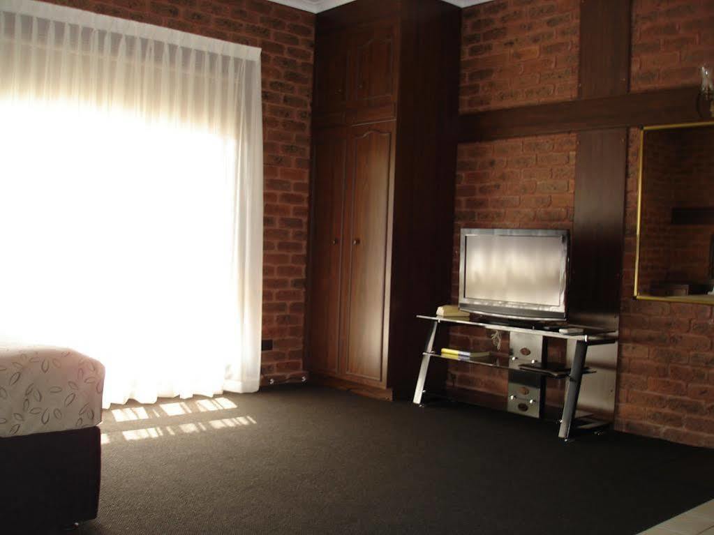Albury Townhouse Motel Zewnętrze zdjęcie